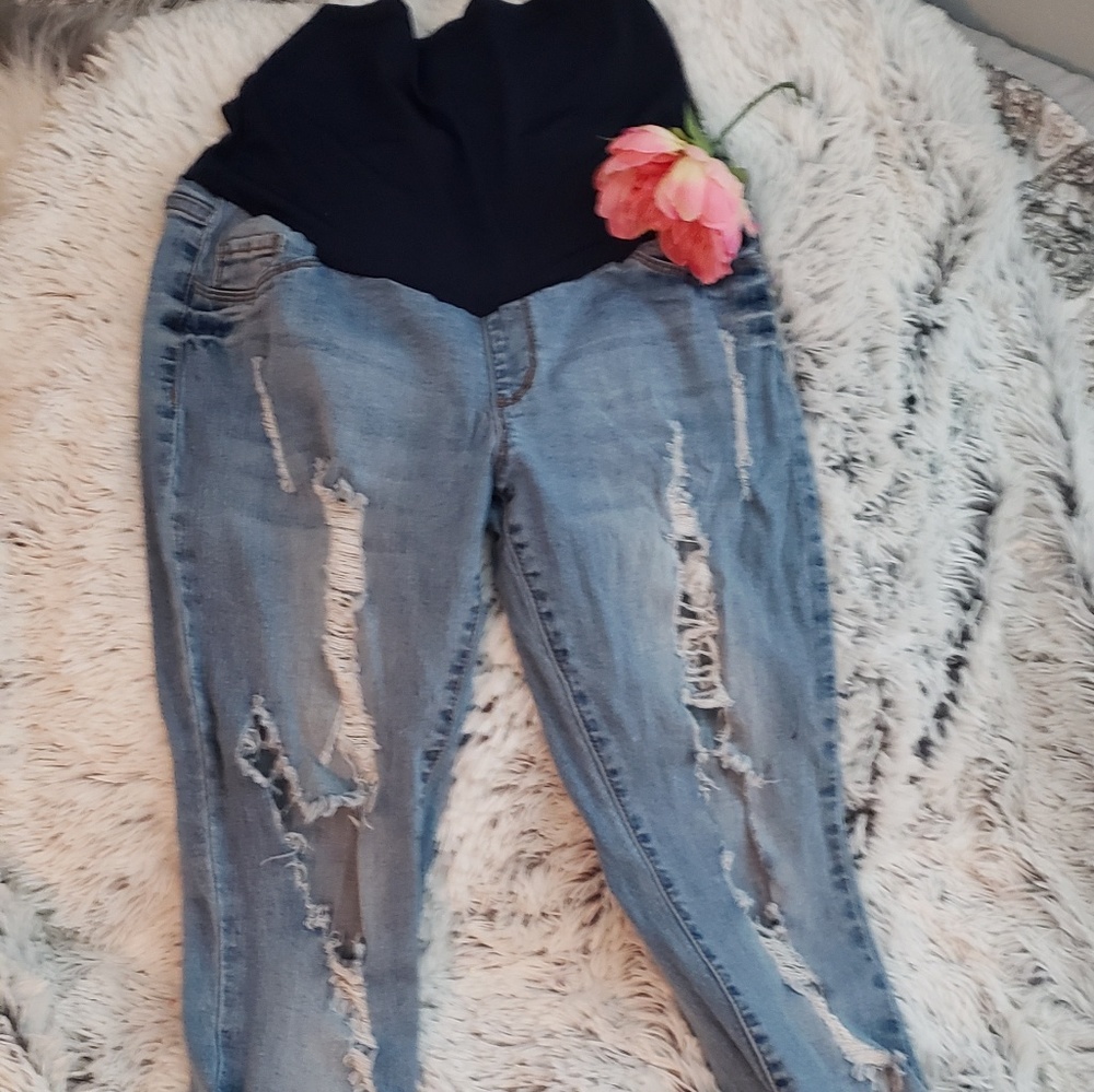Wripped Maternity Jean's